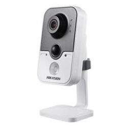 1МП IP відеокамера Hikvision з PIR датчиком